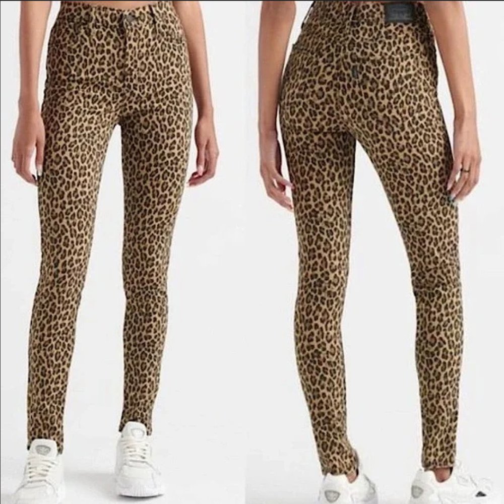 NEW LEVIS LEOPARD CHEETAH 720 SKINNY JEANS SZ 27